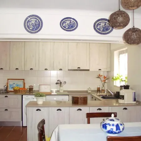 House With 3 Bedrooms In With Wonderful Mountain View Shared Pool Enclosed Garden 5 Km From The Beach 度假居 马夫拉