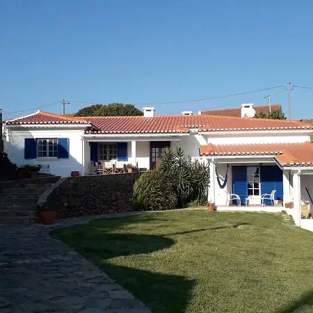 度假居 House With 3 Bedrooms In With Wonderful Mountain View Shared Pool Enclosed Garden 5 Km From The Beach