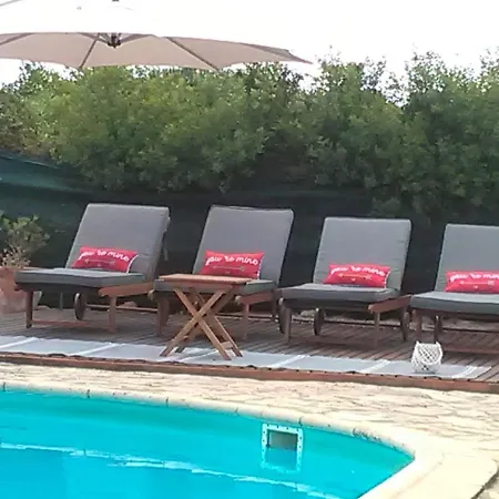 House With 3 Bedrooms In With Wonderful Mountain View Shared Pool Enclosed Garden 5 Km From The Beach 马夫拉