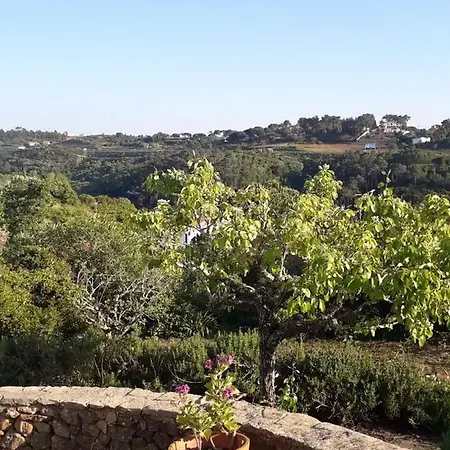 度假居 House With 3 Bedrooms In With Wonderful Mountain View Shared Pool Enclosed Garden 5 Km From The Beach 马夫拉