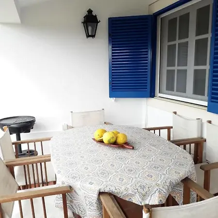 House With 3 Bedrooms In With Wonderful Mountain View Shared Pool Enclosed Garden 5 Km From The Beach * 马夫拉